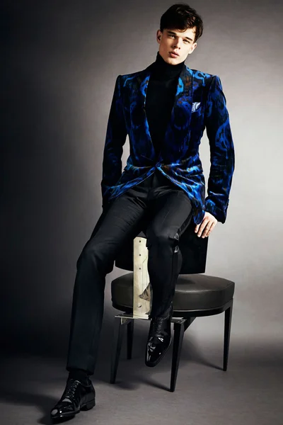 Look 25